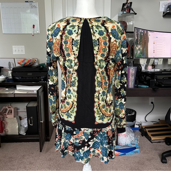 Free People Lovely Dreams Floral Black Noir Bohemian Tunic Size Small - Picture 4 of 10